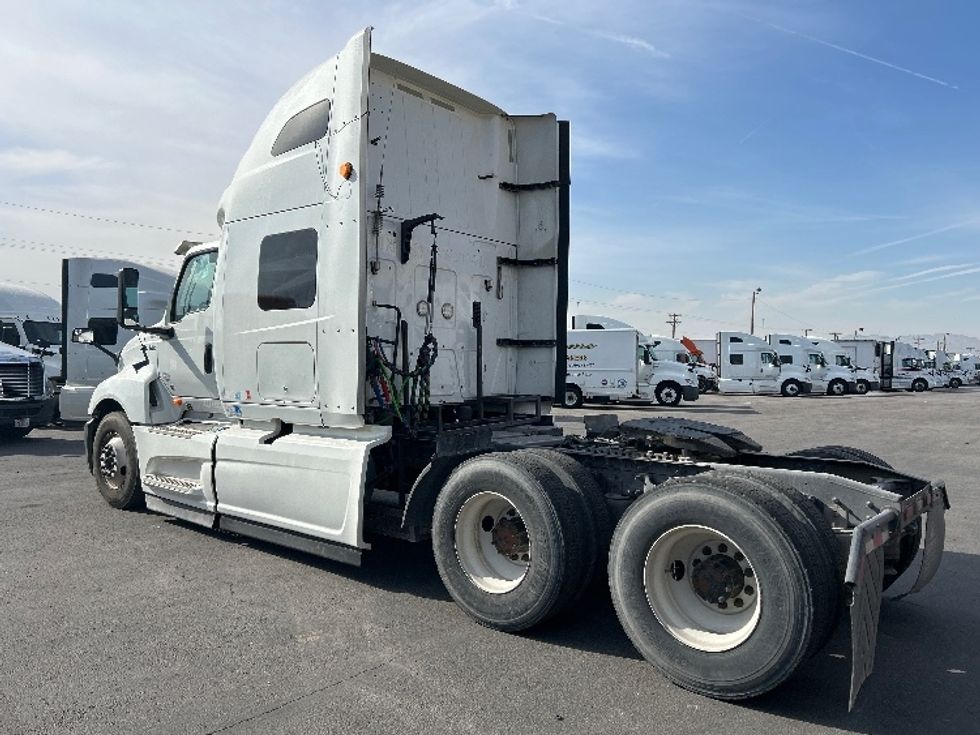 Sleeper Tractor-Heavy Duty Tractors-International-2019-LT625-El Paso-TX-649,353\n\t\tmiles-$ 31,750 - Image 5