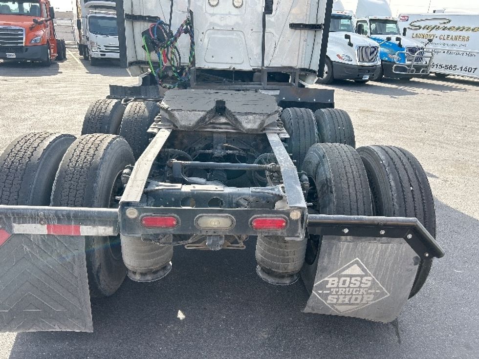 Sleeper Tractor-Heavy Duty Tractors-International-2019-LT625-El Paso-TX-649,353\n\t\tmiles-$ 31,750 - Image 6