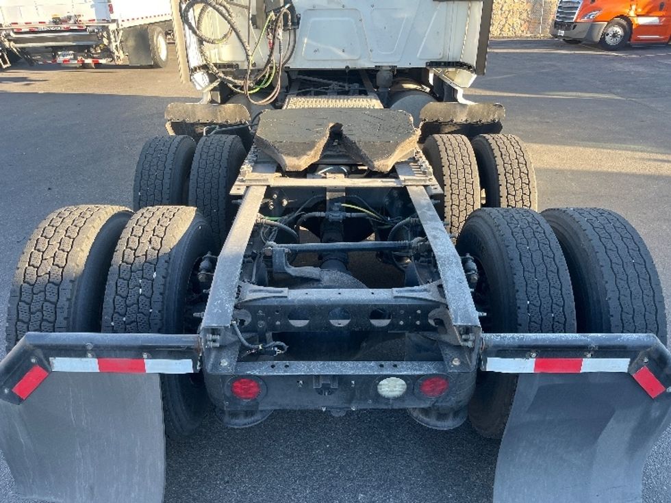 Sleeper Tractor-Heavy Duty Tractors-International-2019-LT625-El Paso-TX-665,038\n\t\tmiles-$ 30,750 - Image 5