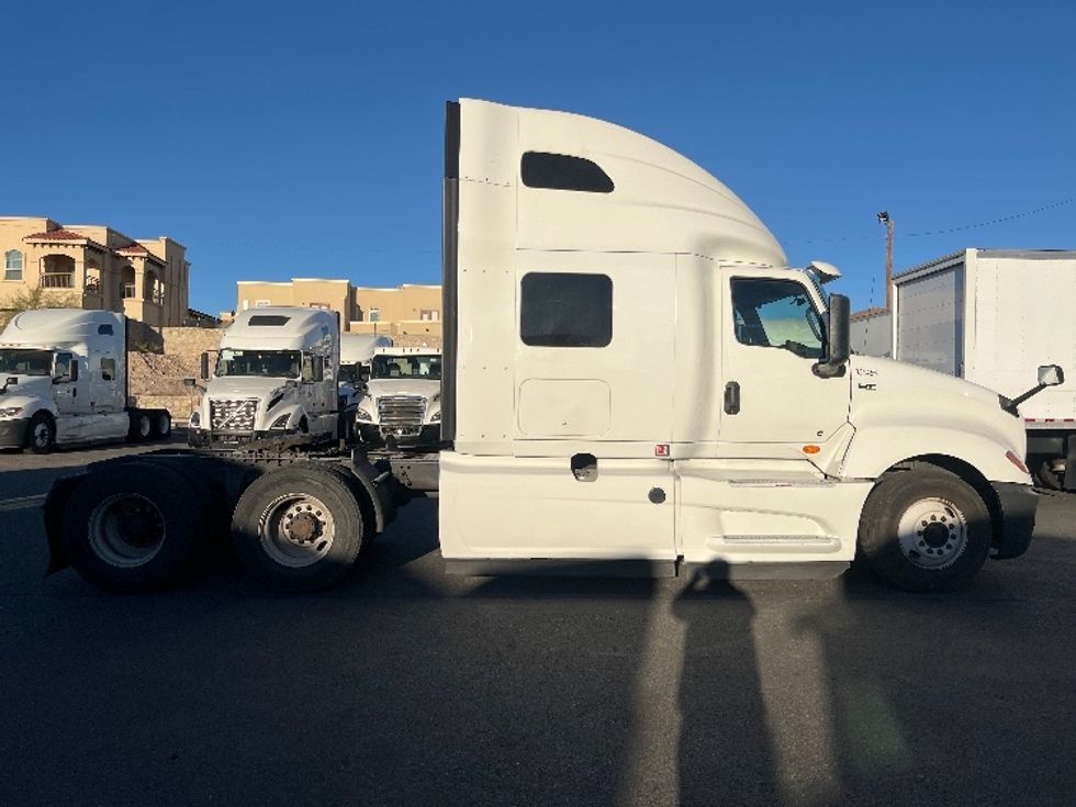 Sleeper Tractor-Heavy Duty Tractors-International-2019-LT625-El Paso-TX-665,038\n\t\tmiles-$ 30,750 - Image 7