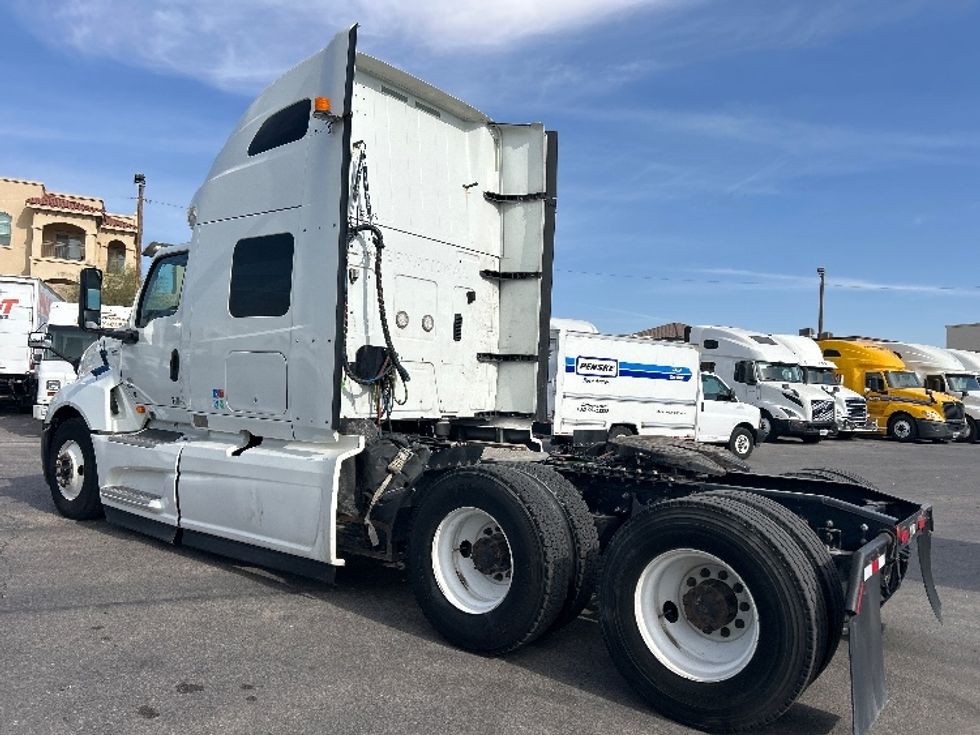 Sleeper Tractor-Heavy Duty Tractors-International-2019-LT625-El Paso-TX-692,942\n\t\tmiles-$ 28,750 - Image 5