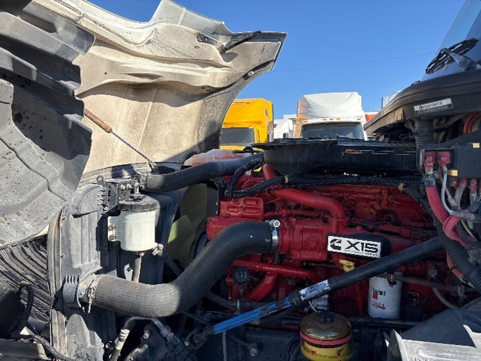 Sleeper Tractor-Heavy Duty Tractors-International-2019-LT625-El Paso-TX-734,427\n\t\tmiles-$ 23,500 - Image 21