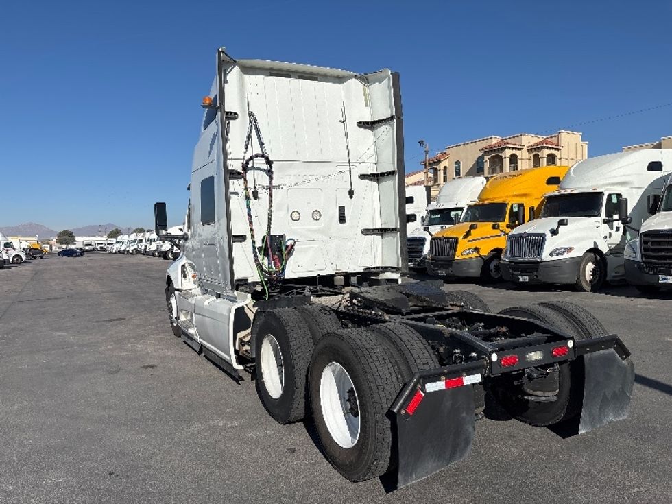 Sleeper Tractor-Heavy Duty Tractors-International-2019-LT625-El Paso-TX-734,427\n\t\tmiles-$ 23,500 - Image 5