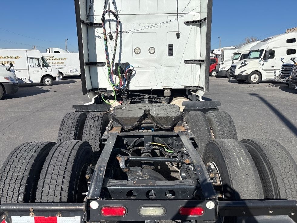 Sleeper Tractor-Heavy Duty Tractors-International-2019-LT625-El Paso-TX-734,427\n\t\tmiles-$ 23,500 - Image 6