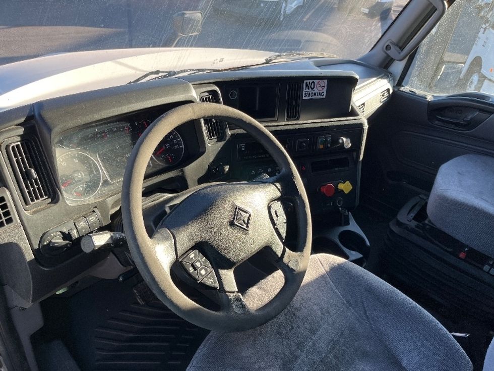Sleeper Tractor-Heavy Duty Tractors-International-2019-LT625-El Paso-TX-734,459\n\t\tmiles-$ 26,000 - Image 10