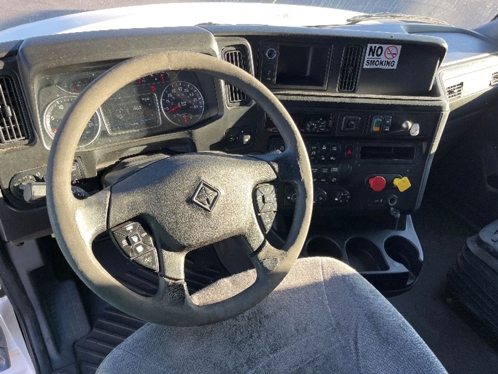Sleeper Tractor-Heavy Duty Tractors-International-2019-LT625-El Paso-TX-734,459\n\t\tmiles-$ 26,000 - Image 11