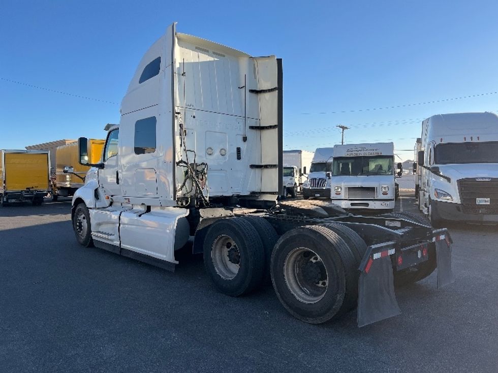 Sleeper Tractor-Heavy Duty Tractors-International-2019-LT625-El Paso-TX-734,459\n\t\tmiles-$ 26,000 - Image 5