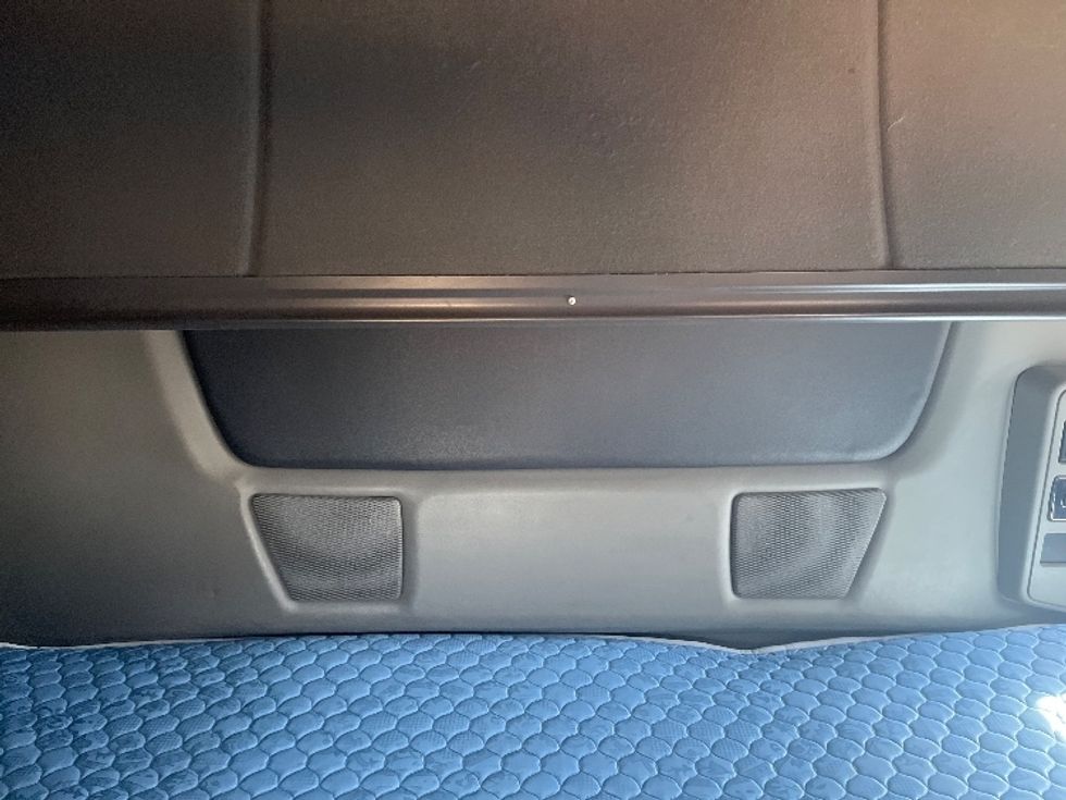 Sleeper Tractor-Heavy Duty Tractors-International-2019-LT625-El Paso-TX-754,349\n\t\tmiles-$ 27,250 - Image 16