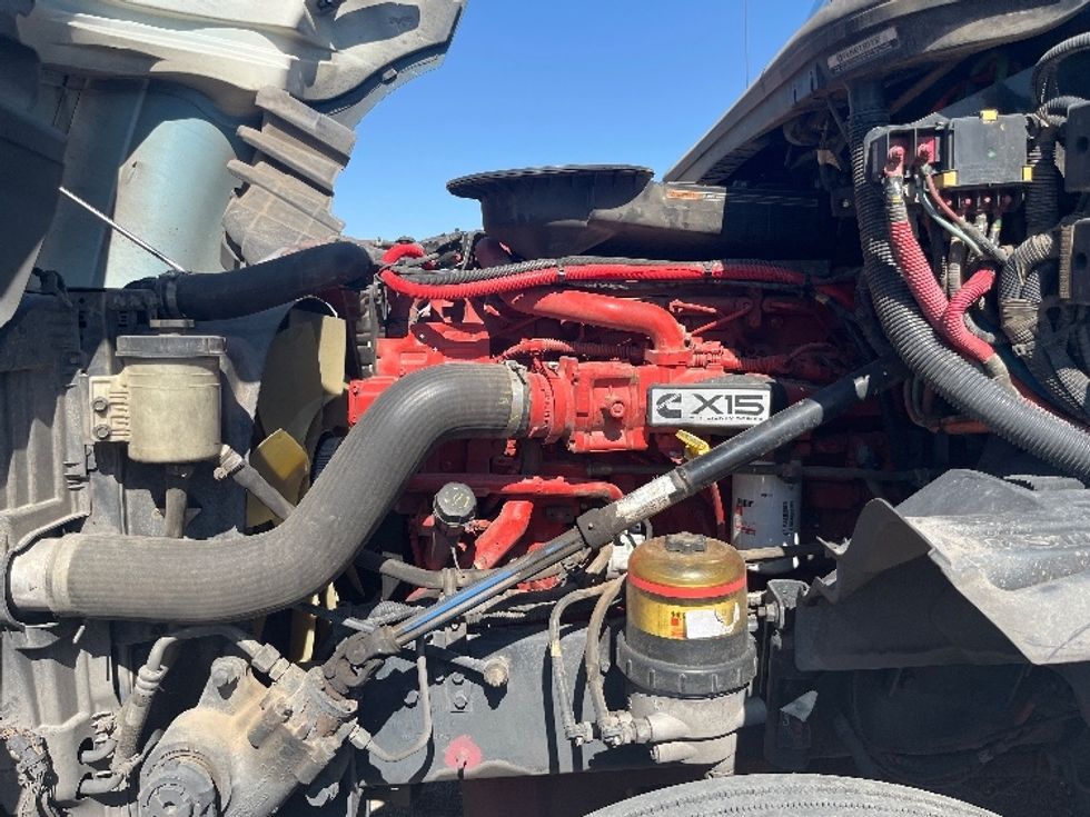 Sleeper Tractor-Heavy Duty Tractors-International-2019-LT625-El Paso-TX-754,349\n\t\tmiles-$ 27,250 - Image 21