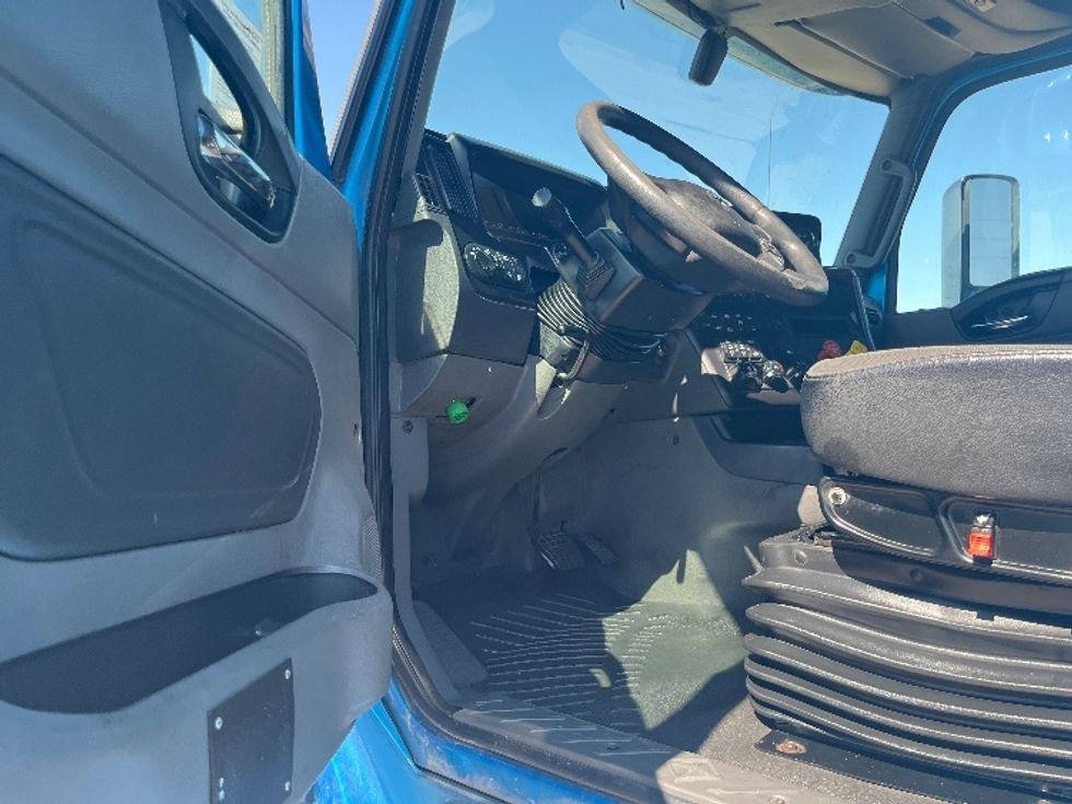 Sleeper Tractor-Heavy Duty Tractors-International-2019-LT625-El Paso-TX-754,349\n\t\tmiles-$ 27,250 - Image 9