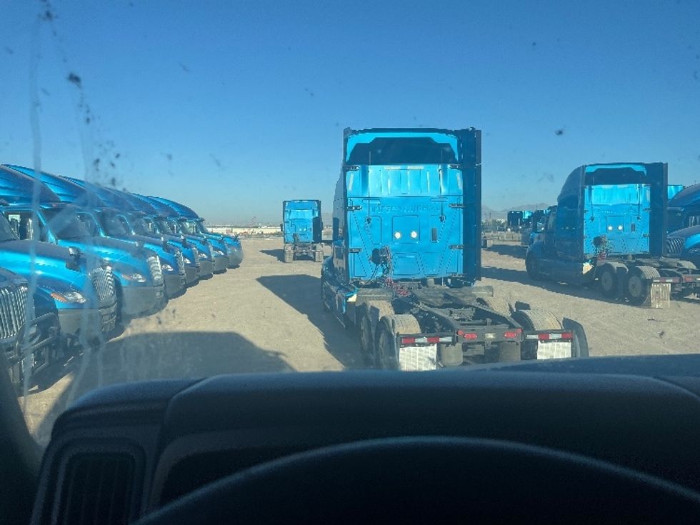 Sleeper Tractor-Heavy Duty Tractors-International-2019-LT625-El Paso-TX-767,594\n\t\tmiles-$ 36,500 - Image 11