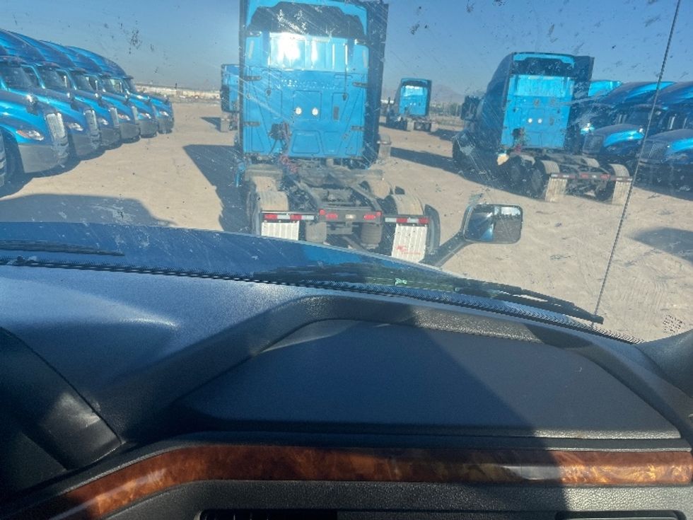 Sleeper Tractor-Heavy Duty Tractors-International-2019-LT625-El Paso-TX-767,594\n\t\tmiles-$ 36,500 - Image 14