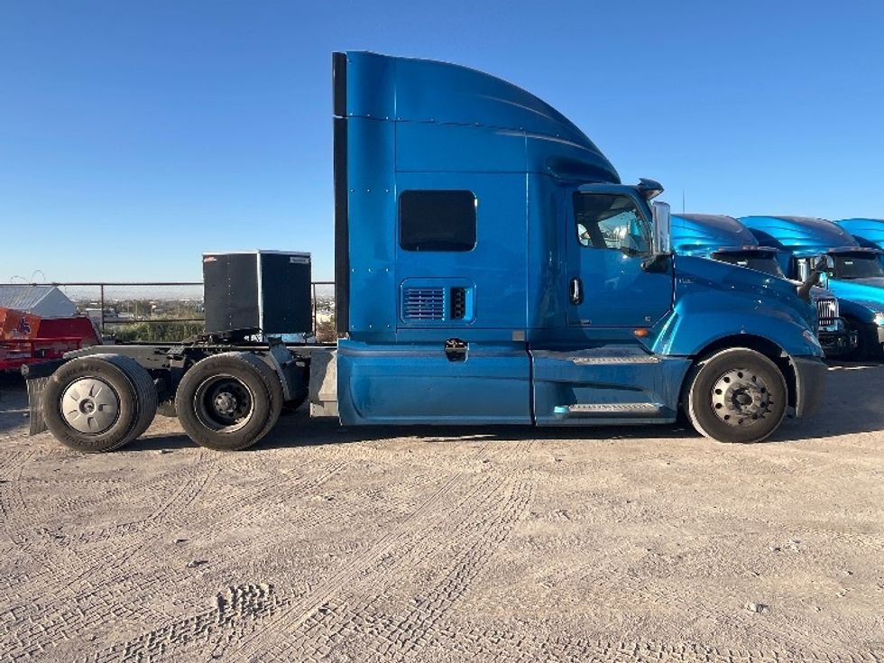 Sleeper Tractor-Heavy Duty Tractors-International-2019-LT625-El Paso-TX-767,594\n\t\tmiles-$ 36,500 - Image 8