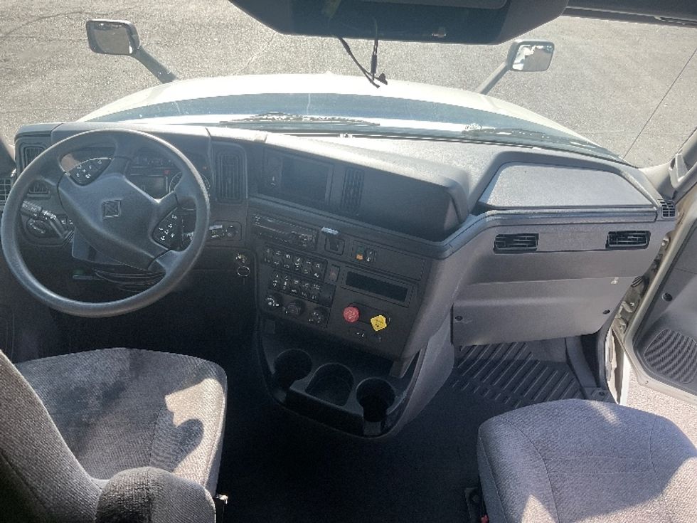 Sleeper Tractor-Heavy Duty Tractors-International-2019-LT625-El Paso-TX-771,443\n\t\tmiles-$ 29,000 - Image 12