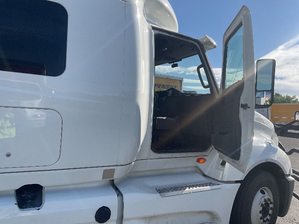 Sleeper Tractor-Heavy Duty Tractors-International-2019-LT625-El Paso-TX-771,443\n\t\tmiles-$ 29,000 - Image 13