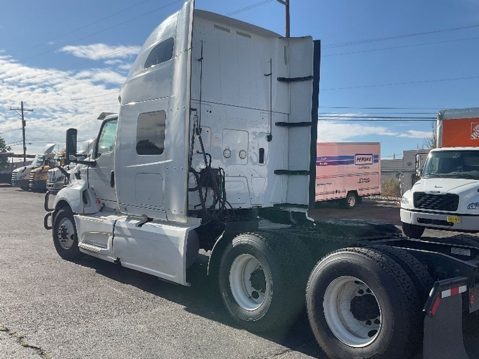 Sleeper Tractor-Heavy Duty Tractors-International-2019-LT625-El Paso-TX-771,443\n\t\tmiles-$ 29,000 - Image 5