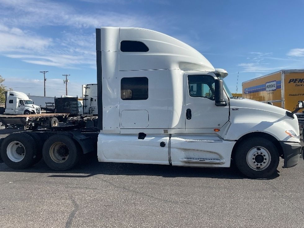Sleeper Tractor-Heavy Duty Tractors-International-2019-LT625-El Paso-TX-771,443\n\t\tmiles-$ 29,000 - Image 8