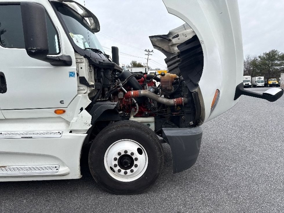 Sleeper Tractor-Heavy Duty Tractors-International-2019-LT625-Essex-MD-388,368\n\t\tmiles-$ 43,750 - Image 19