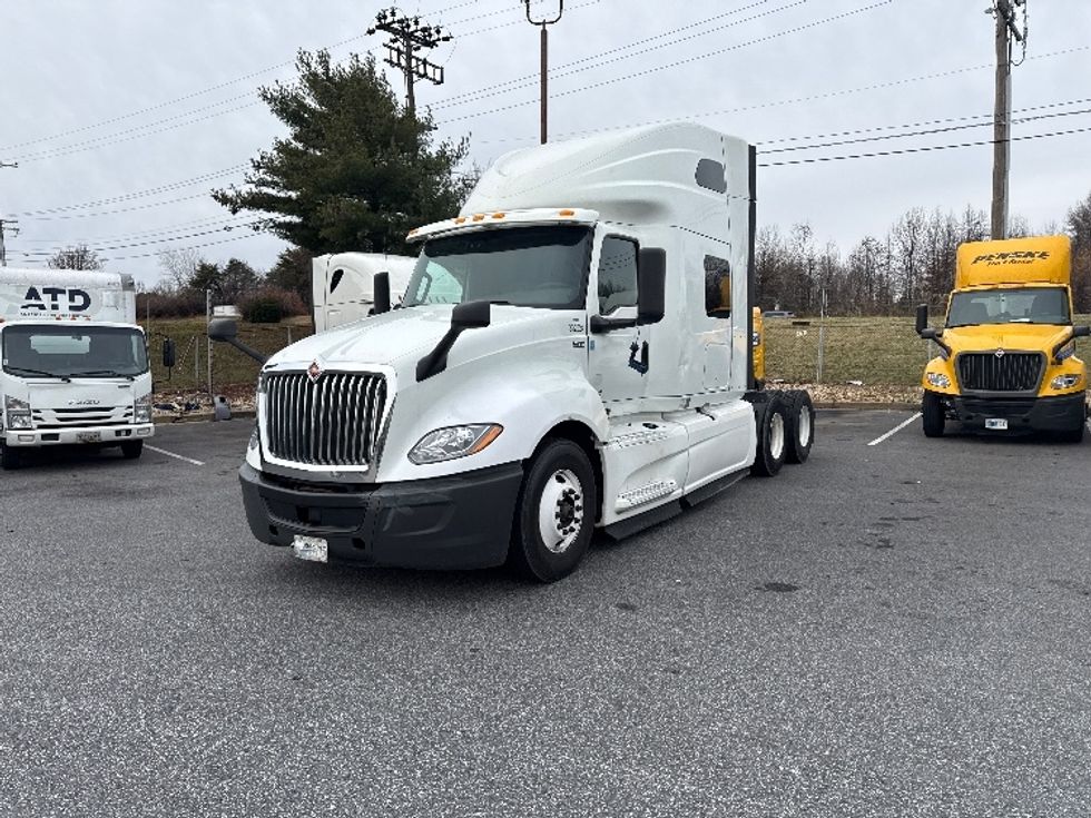 Sleeper Tractor-Heavy Duty Tractors-International-2019-LT625-Essex-MD-388,368\n\t\tmiles-$ 43,750 - Image 3