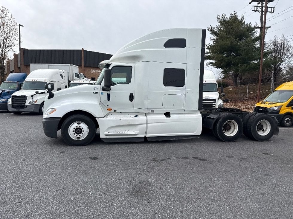 Sleeper Tractor-Heavy Duty Tractors-International-2019-LT625-Essex-MD-388,368\n\t\tmiles-$ 43,750 - Image 4