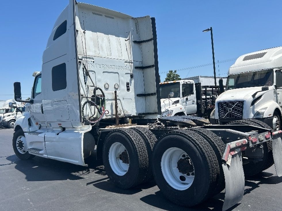 Sleeper Tractor-Heavy Duty Tractors-International-2019-LT625-Fontana-CA-579,534\n\t\tmiles-$ 43,500 - Image 5