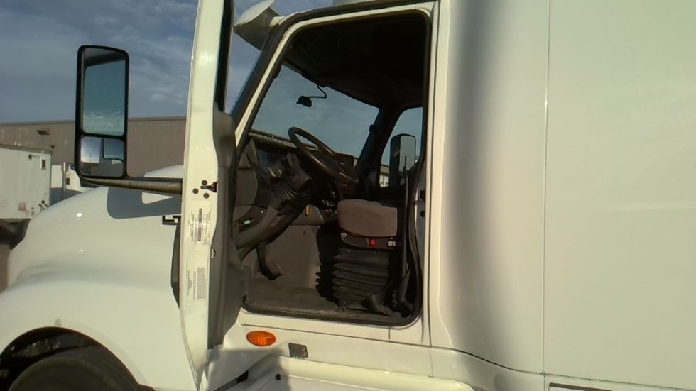 Sleeper Tractor-Heavy Duty Tractors-International-2019-LT625-Forrest City-AR-488,958\n\t\tmiles-$ 43,250 - Image 9