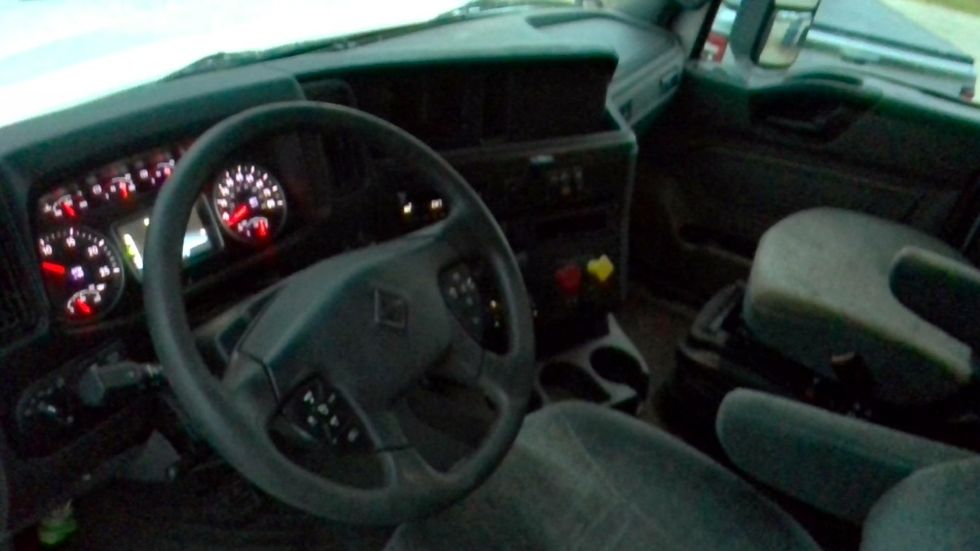 Sleeper Tractor-Heavy Duty Tractors-International-2019-LT625-Forrest City-AR-601,354\n\t\tmiles-$ 36,750 - Image 10