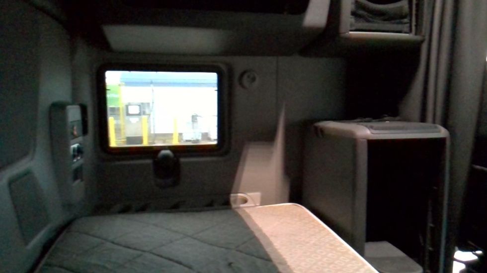 Sleeper Tractor-Heavy Duty Tractors-International-2019-LT625-Forrest City-AR-601,354\n\t\tmiles-$ 36,750 - Image 18