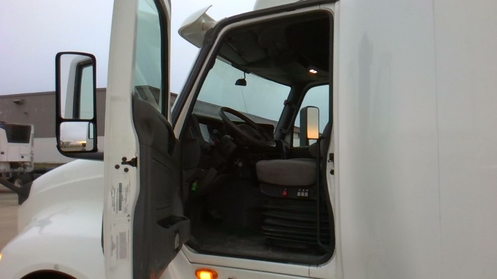 Sleeper Tractor-Heavy Duty Tractors-International-2019-LT625-Forrest City-AR-601,354\n\t\tmiles-$ 36,750 - Image 9