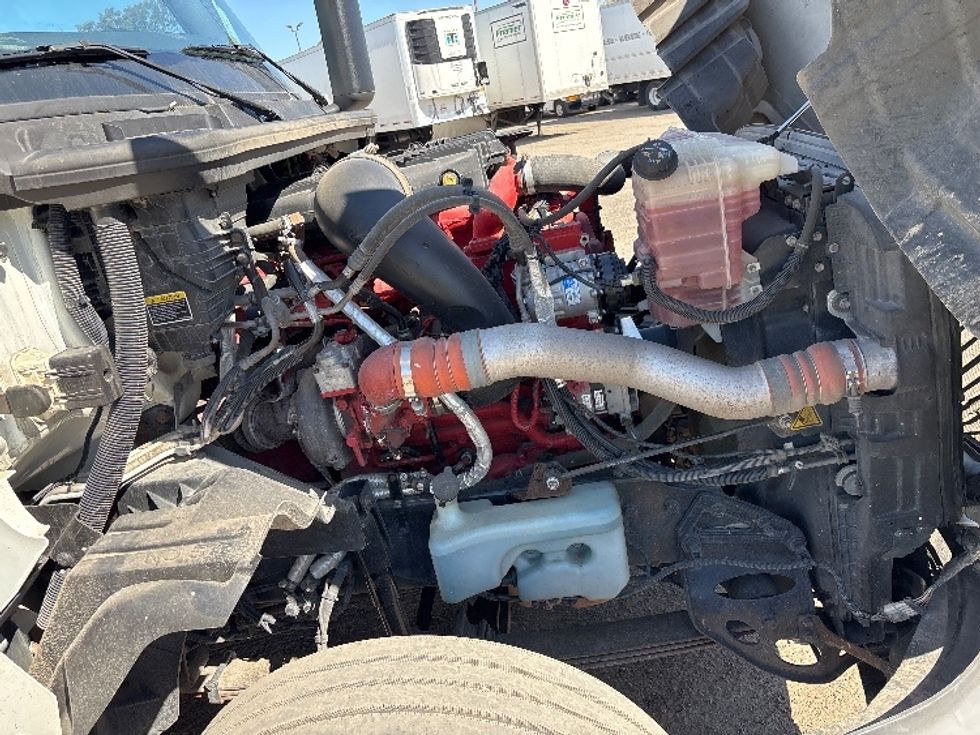 Sleeper Tractor-Heavy Duty Tractors-International-2019-LT625-Fresno-CA-431,404\n\t\tmiles-$ 44,000 - Image 20