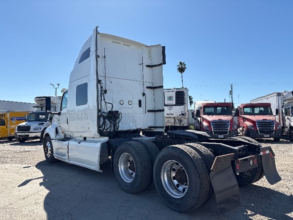 Sleeper Tractor-Heavy Duty Tractors-International-2019-LT625-Fresno-CA-431,404\n\t\tmiles-$ 44,000 - Image 5