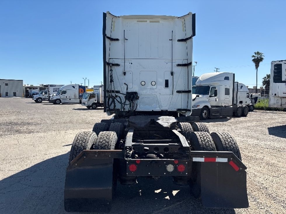Sleeper Tractor-Heavy Duty Tractors-International-2019-LT625-Fresno-CA-431,404\n\t\tmiles-$ 44,000 - Image 6