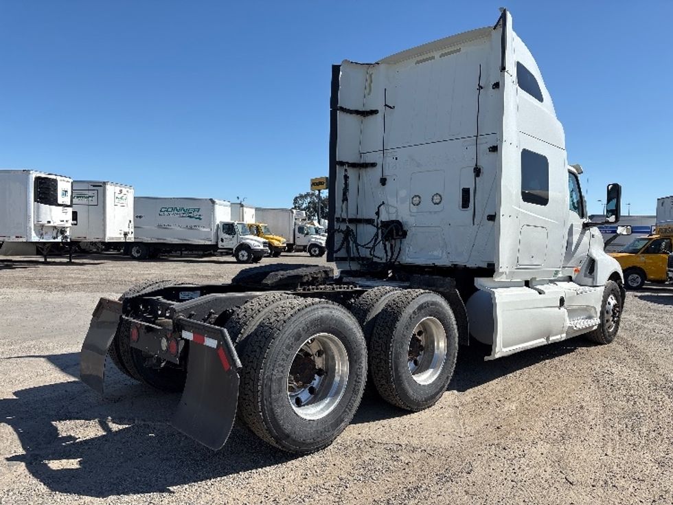 Sleeper Tractor-Heavy Duty Tractors-International-2019-LT625-Fresno-CA-431,404\n\t\tmiles-$ 44,000 - Image 7