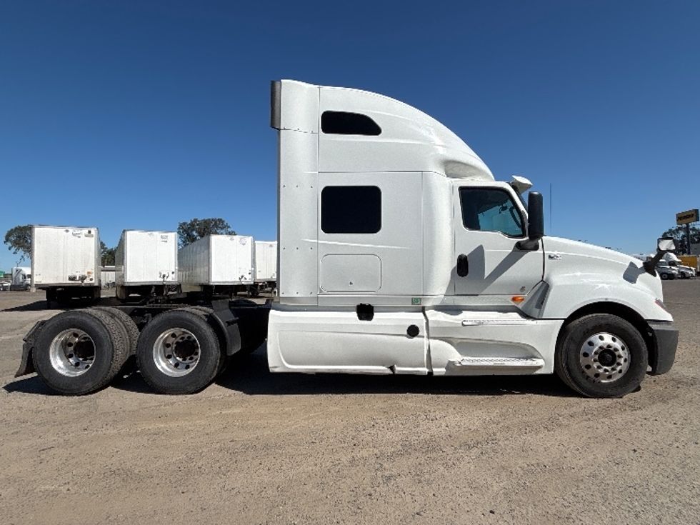 Sleeper Tractor-Heavy Duty Tractors-International-2019-LT625-Fresno-CA-431,404\n\t\tmiles-$ 44,000 - Image 8