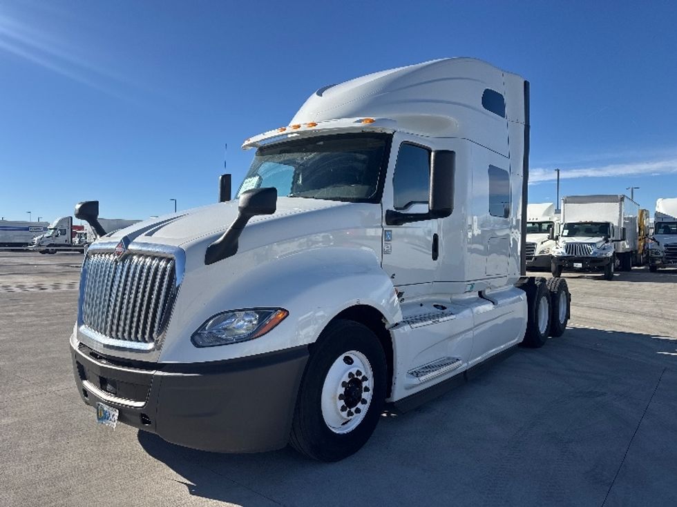 Sleeper Tractor-Heavy Duty Tractors-International-2019-LT625-Greeley-CO-253,715\n\t\tmiles-$ 56,750 - Image 3