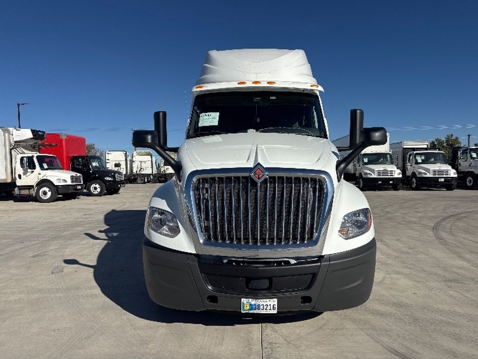 Sleeper Tractor-Heavy Duty Tractors-International-2019-LT625-Greeley-CO-441,786\n\t\tmiles-$ 49,250 - Image 2