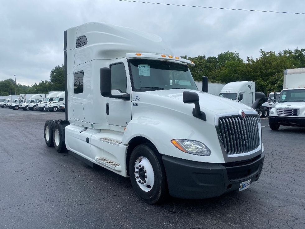 Sleeper Tractor-Heavy Duty Tractors-International-2019-LT625-Greensboro-NC-470,806\n\t\tmiles-$ 46,000 - Image 1