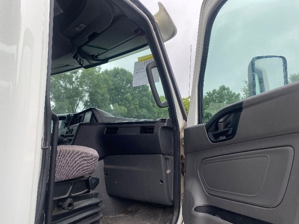 Sleeper Tractor-Heavy Duty Tractors-International-2019-LT625-Greensboro-NC-470,806\n\t\tmiles-$ 46,000 - Image 12