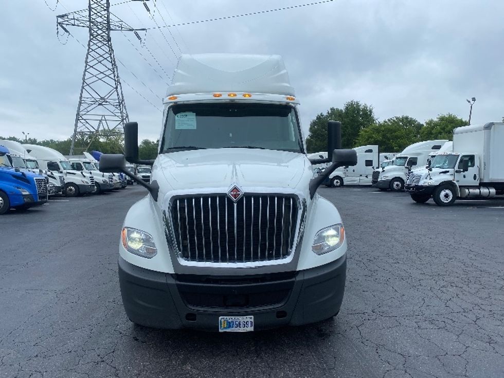 Sleeper Tractor-Heavy Duty Tractors-International-2019-LT625-Greensboro-NC-470,806\n\t\tmiles-$ 46,000 - Image 2
