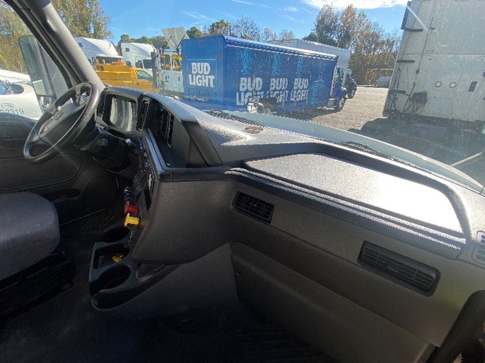 Sleeper Tractor-Heavy Duty Tractors-International-2019-LT625-Greensboro-NC-558,803\n\t\tmiles-$ 41,750 - Image 15