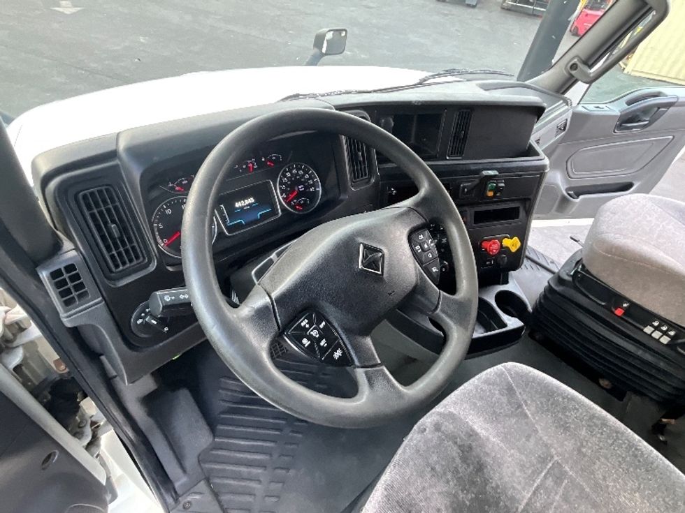 Sleeper Tractor-Heavy Duty Tractors-International-2019-LT625-Hayward-CA-442,896\n\t\tmiles-$ 50,000 - Image 10