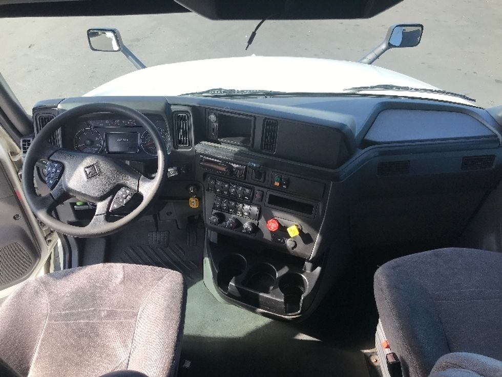 Sleeper Tractor-Heavy Duty Tractors-International-2019-LT625-Hayward-CA-442,896\n\t\tmiles-$ 50,000 - Image 12