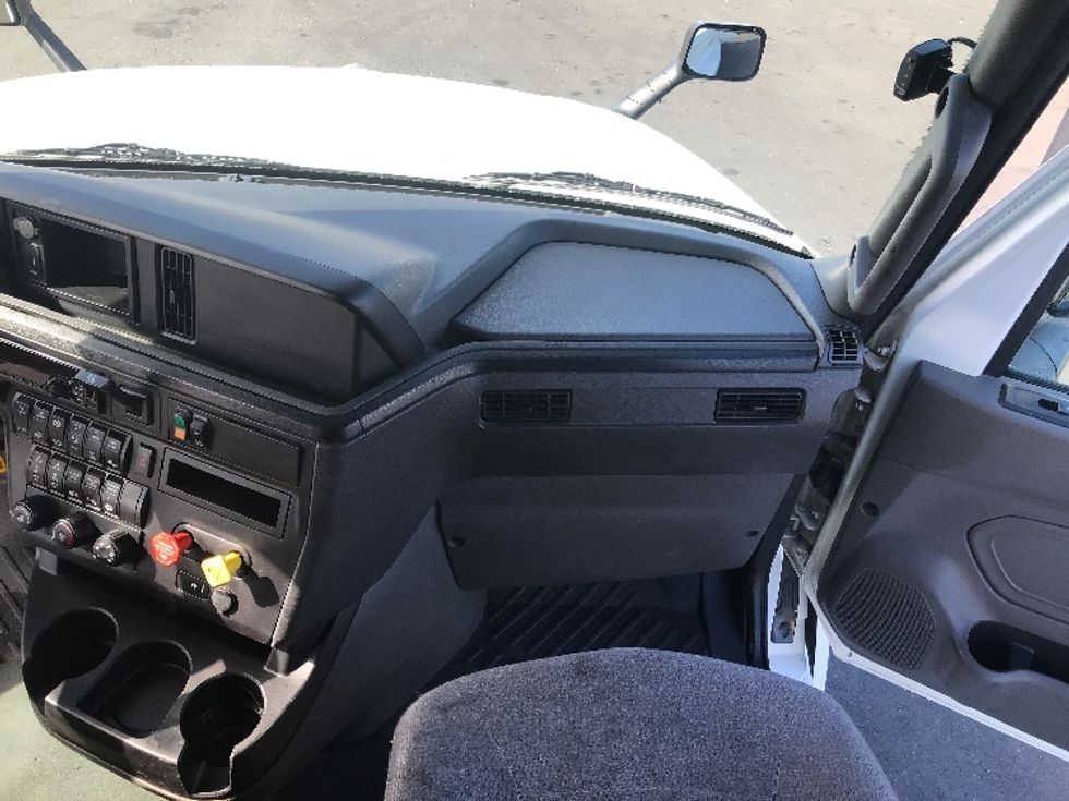 Sleeper Tractor-Heavy Duty Tractors-International-2019-LT625-Hayward-CA-442,896\n\t\tmiles-$ 50,000 - Image 14