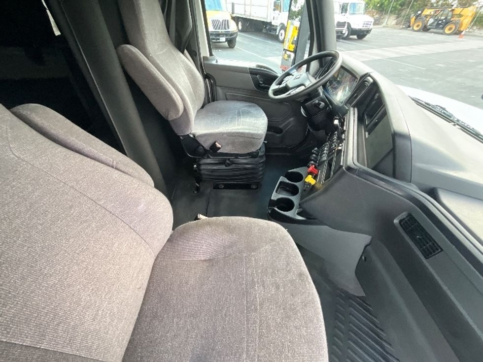 Sleeper Tractor-Heavy Duty Tractors-International-2019-LT625-Hayward-CA-442,896\n\t\tmiles-$ 50,000 - Image 15