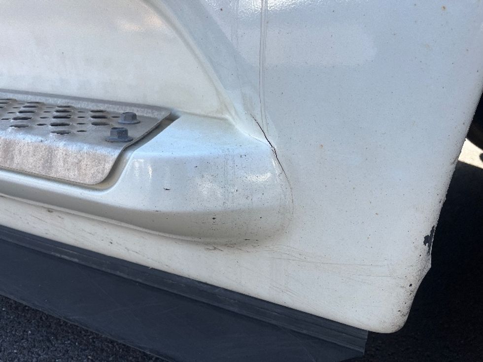 Sleeper Tractor-Heavy Duty Tractors-International-2019-LT625-Hazleton-PA-439,889\n\t\tmiles-$ 51,750 - Image 25