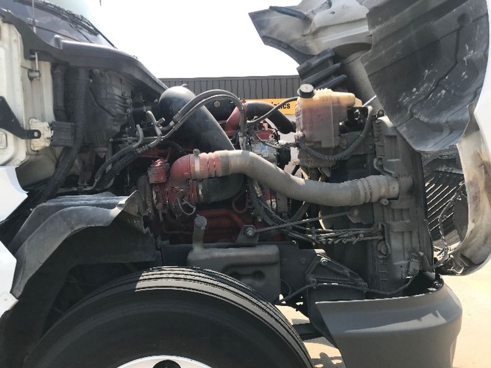 Sleeper Tractor-Heavy Duty Tractors-International-2019-LT625-Houston-TX-647,197\n\t\tmiles-$ 33,500 - Image 20