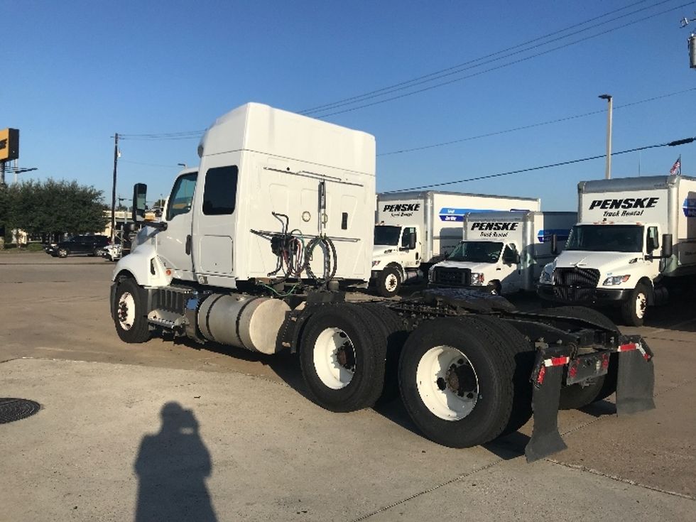 Sleeper Tractor-Heavy Duty Tractors-International-2019-LT625-Houston-TX-752,688\n\t\tmiles-$ 28,250 - Image 5