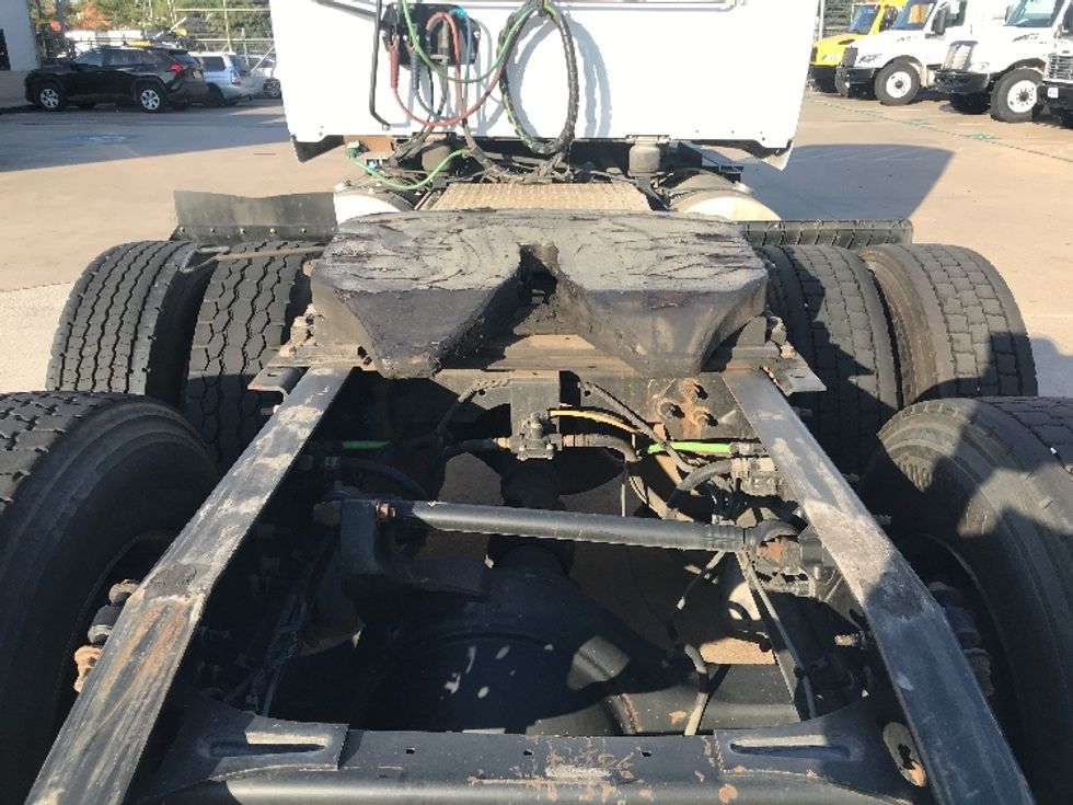 Sleeper Tractor-Heavy Duty Tractors-International-2019-LT625-Houston-TX-752,688\n\t\tmiles-$ 28,250 - Image 6