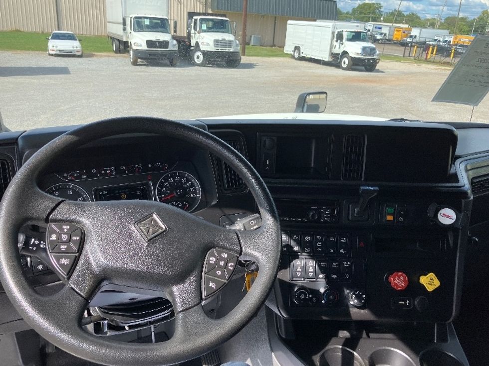 Sleeper Tractor-Heavy Duty Tractors-International-2019-LT625-Hueytown-AL-252,447\n\t\tmiles-$ 59,000 - Image 11