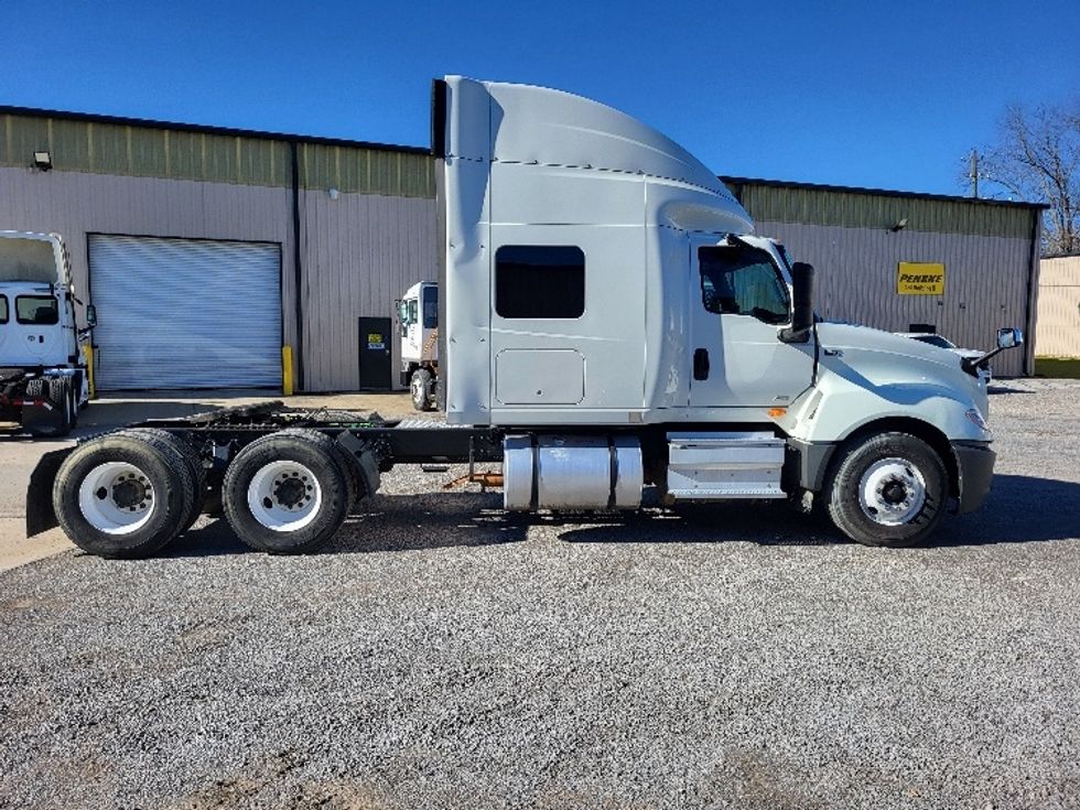 Sleeper Tractor-Heavy Duty Tractors-International-2019-LT625-Hueytown-AL-555,320\n\t\tmiles-$ 22,750 - Image 7